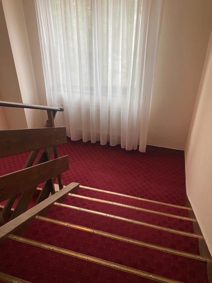 Хотел Сокол Plovdiv Eksteriør billede